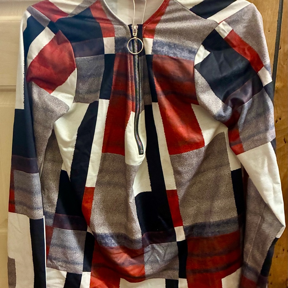 Geometric Long Sleeve Top with Zipper